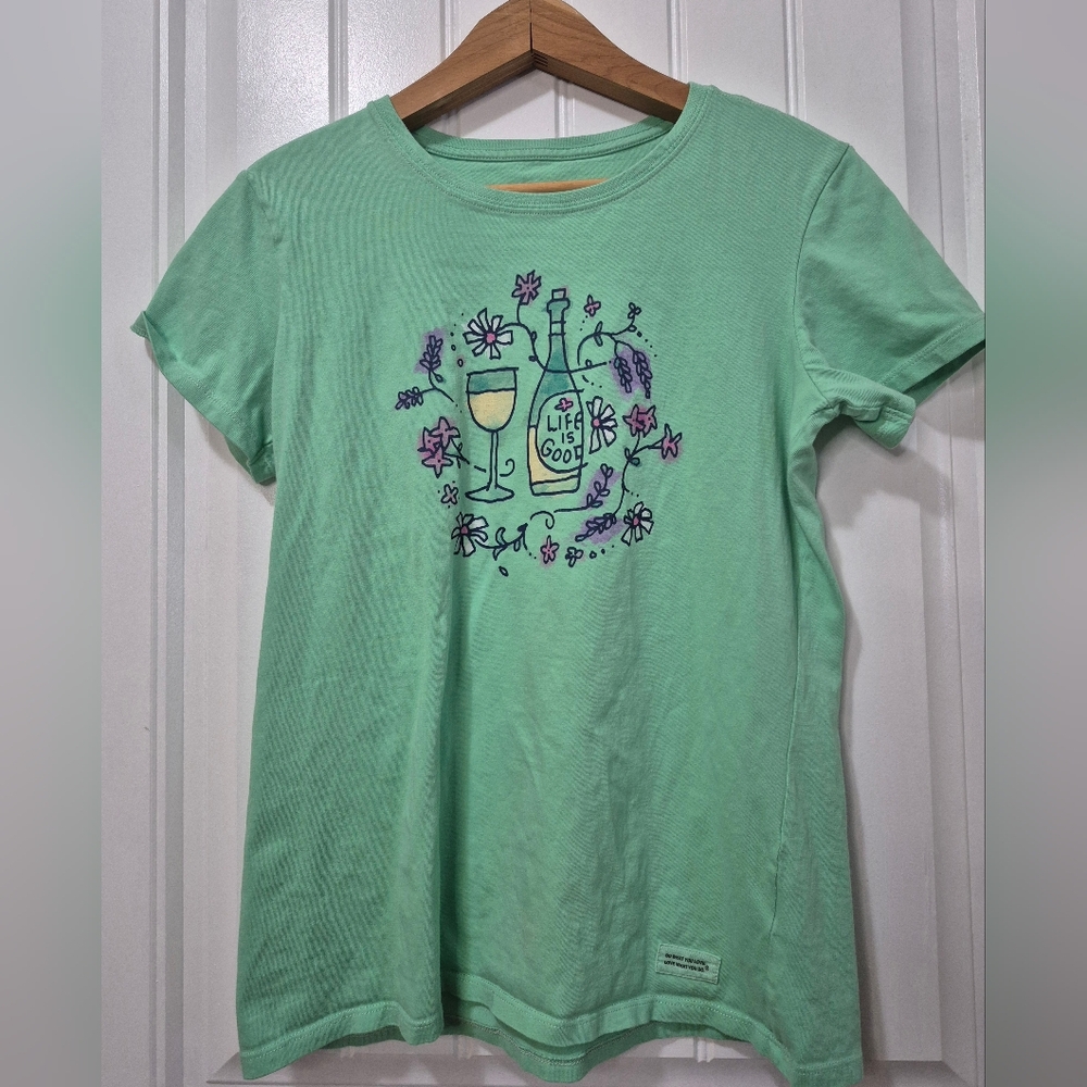 🏷Womens Life Is Good T Shirt Size Medium